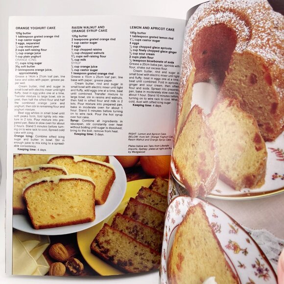 VINTAGE Cakes and Slices dessert recipe cookbook ~ Softcover Australian book - Picture 15 of 16